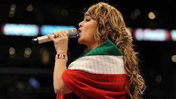 En su octavo aniversario luctuoso, la familia de Jenni Rivera pidió que ya no pregunten si ella sigue con vida