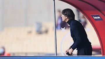 Löws Entlassung könnte für den DFB teuer werden Löws Entlassung könnte für den DFB teuer werden