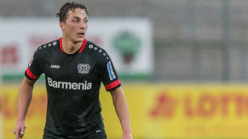 Julian Baumgartlinger wird in Israel wohl in der Startelf stehen 