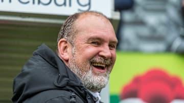 Jörg Schmadtke bleibt beim VfL Wolfsburg