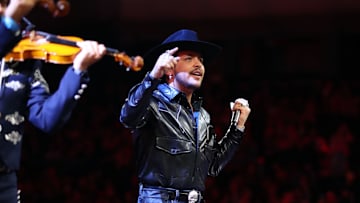 Christian Nodal es uno de los cantantes del momento en México