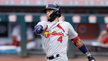 Yadier Molina aún tiene mercado en la MLB 