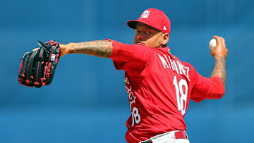 El pitcher que pertenece a los Cardenales no tiene limitaciones para jugar con las Águilas