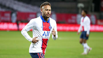 Neymar se manifestou oficialmente no início da tarde desta sexta