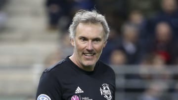 Laurent Blanc lors d'un match de charité avec le Variétés club France.
