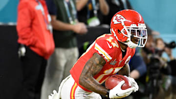 Mecole Hardman returning a kick in Super Bowl LIV