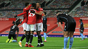 TOPSHOT-FBL-ENG-PR-MAN UTD-ASTON VILLA