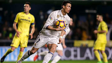 TOPSHOT-FBL-ESP-LIGA-VILLARREAL-REALMADRID