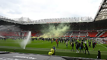 TOPSHOT-FBL-EUR-SUPER-UEFA-ENG-PR-MAN UTD