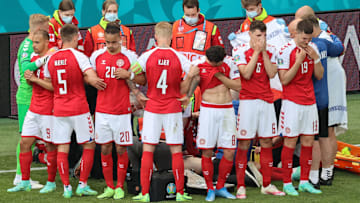 TOPSHOT-FBL-EURO-2020-2021-MATCH03-DEN-FIN