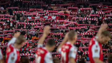 Zu wenig Sitzplätze:Union Berlin muss womöglich ins Olympiastadion ausweichen.