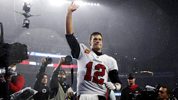 Tom Brady jugó en el estadio de los Patriots con la camiseta de los Buccaneers 