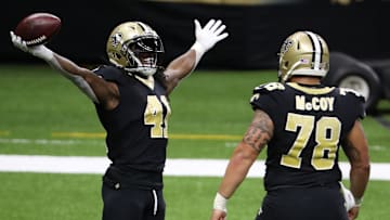 Alvin Kamara tiene que dar negativo en las pruebas de COVID-19 que se realizarán hasta el domingo