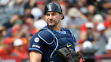 Mike Zunino en un juego de MLB 2019 entre Rays de Tampa Bay y Angelinos de Los Angeles