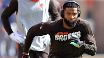 Tennessee Titans v Cleveland Browns