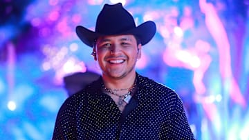 Christian Nodal sorprendió a Belinda con un lujoso regalo