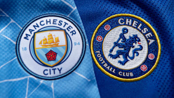 Gli stemmi di City e Chelsea