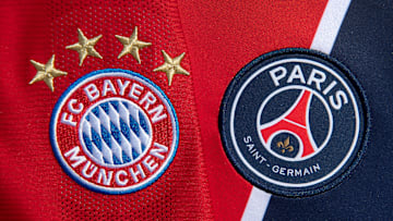 Gli stemmi di Bayern e PSG