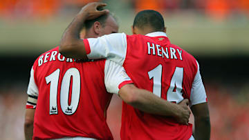 Thierry Henry e Bergkamp