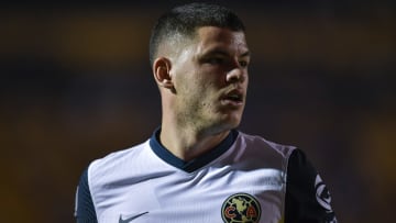 El paraguayo se alejaría del equipo azulcrema