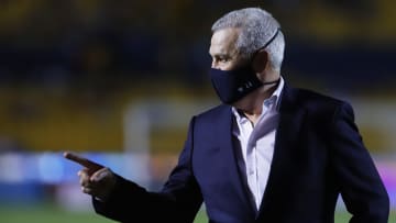 El entrenador Javier Aguirre.