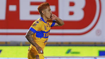 Carlos Salcedo tuvo un regreso prematuro al fútbol mexicano tras vivir la experiencia europea