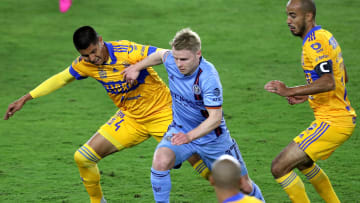 Tigres fue muy superior a su rival y lo goleó 4-0.