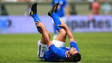 Maximiliano Biancucchi se lamenta en un partido del Cruz Azul.