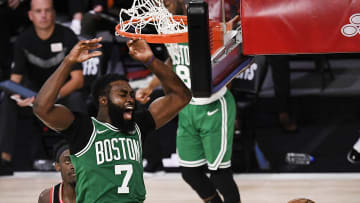 Jalen Brown tuvo una actuación brillante ante los Raptors en el quinto juego
