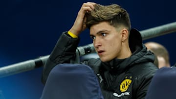 Gewohntes Bild: Leonardo Balerdi auf der Reservebank
