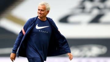 El portugués habló sobre la situación del astro argentino y le pegó a Manchester City.