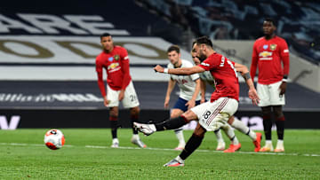 Tottenham Hotspur v Manchester United - Premier League