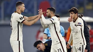 Il cenno d'intesa tra Dzeko e Borja Mayoral 