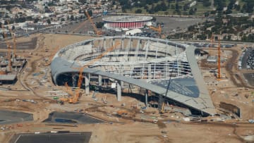El estadio de Rams y Chargers sigue en construcción