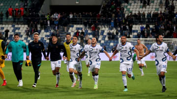 La festa Inter dopo la vittoria con il Sassuolo