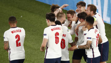 Les Anglais poursuivent leur parcours sans faute