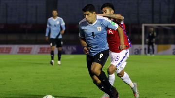 Suárez transformó un gol en el partido contra Chile