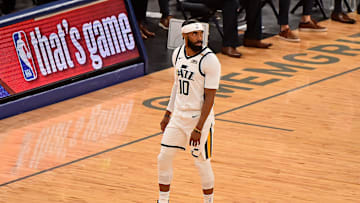 Mike Conley salió lesionado en el quinto partido