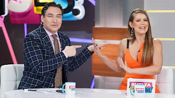 Vanessa Claudio renunció al programa de Telemundo y sus compañeros la despidieron con emoción