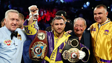 Vasiliy Lomachenko v Anthony Crolla