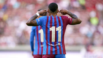 Memphis Depay celebrando su segundo gol con la camiseta del Barça