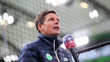 Oliver Glasner (46) besitzt beim VfL Wolfsburg einen noch bis 2022 gültigen Vertrag