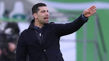 Dimitrios Grammozis begleitet die S04-Abschiedstournee aus der Bundesliga