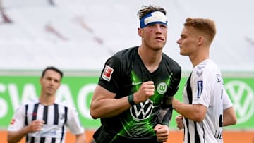 Wout Weghorst ist für Wolfsburg auch mit Kopfverletzung eine Bank