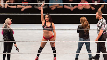 Nikki Bella fue exaltada al Salón de la Fama de la WWE
