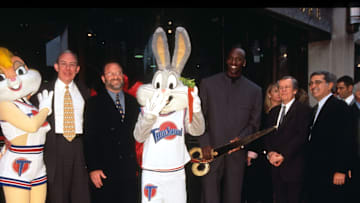 La película se estrenó en 1996 y se filmó mientras Michael Jordan estaba retirado de los Bulls