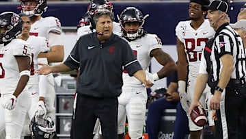 Mike Leach on the Washington State sideline