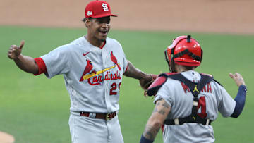 Alex Reyes viene de ponchar a 27 rivales en 19.2 entradas en la temporada 2020