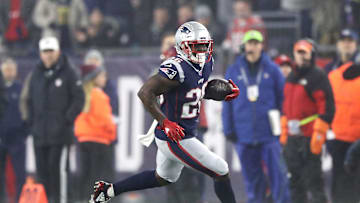Sony Michel podría estar fuera en la Semana 1 de la temporada de 2020