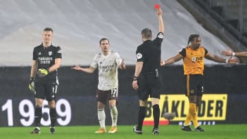 Bernd Leno est devenu seulement le 2e gardien d'Arsenal a être expulsé en Premier League après David Seaman (novembre 1992)